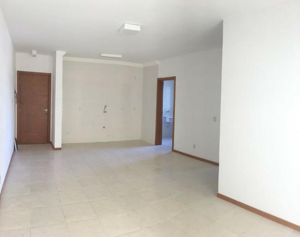 Apartamento - 2 dormitórios (1 suite) - 69m² priv. - Floresta - Foto 15