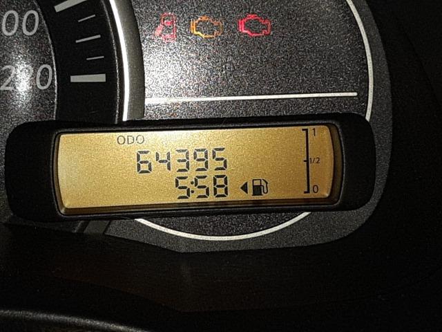 Nissan March 1.0 SV 2014/modelo: 2015 Completo - Foto 8