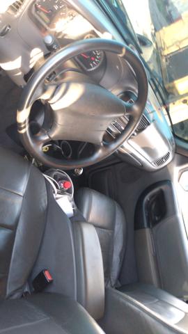 Vende-se uma ranger XLT pra vender hj motivo viagem pra outro estado valor 25 mil - Foto 17