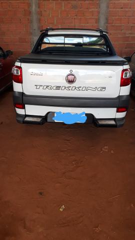 Fiat Strada Trakking CD 1.6 - Foto 6