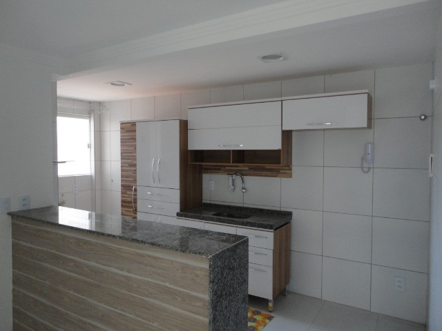 Vendo Apart 60 m2, 3 quartos, 2 banheiros 1 varanda e 1 garagem - Foto 4