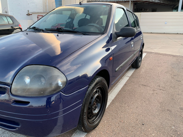 Clio 4 portas revisado a baixo da Fipe - Foto 3