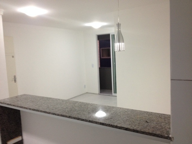 Vendo Apart 60 m2, 3 quartos, 2 banheiros 1 varanda e 1 garagem - Foto 7