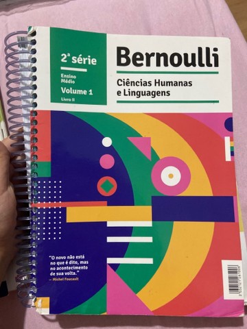 Apostilas Bernoulli pouco usadas livros 1 e 2 - Foto 2