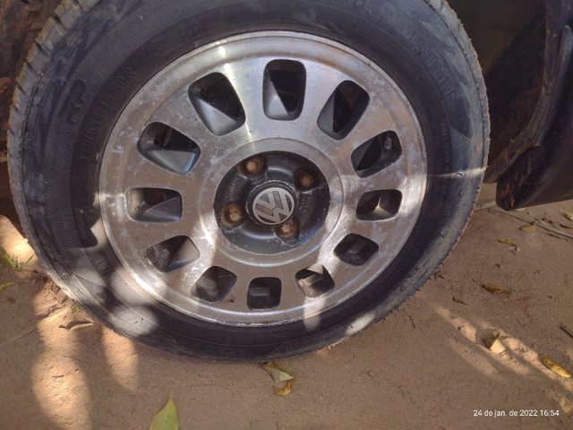 Troco por rodas 15 com pneus - Foto 4