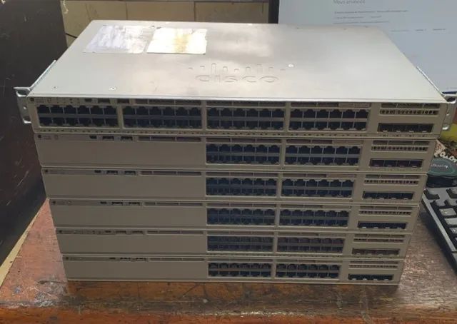 Switch Cisco Catalyst 9200L 24 Portas Gigabit Poe+  4x1G Revisado C Garantia 