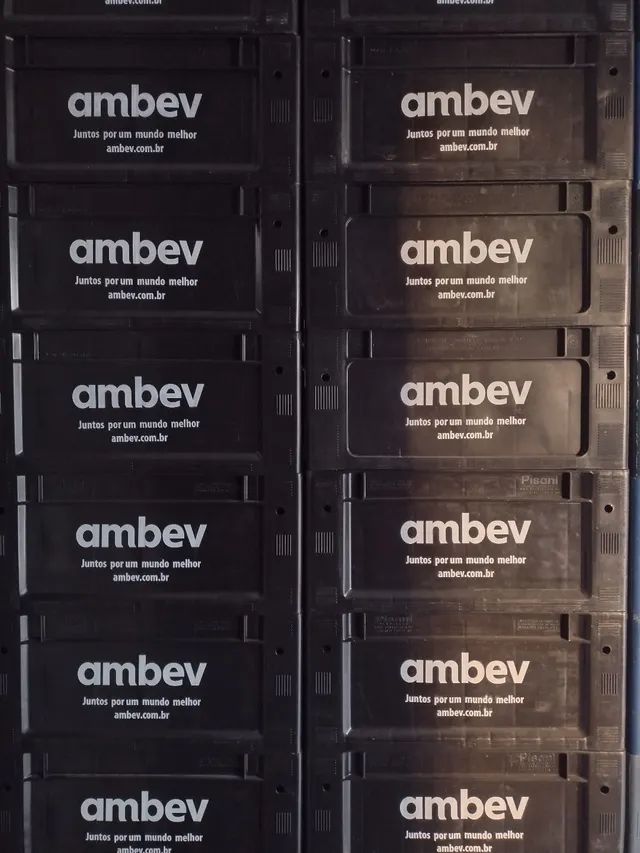 Caixas da AmBev 300 retornável 