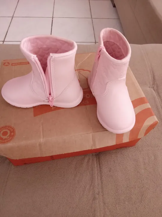 Botas infantis rosa - Tamanho 19