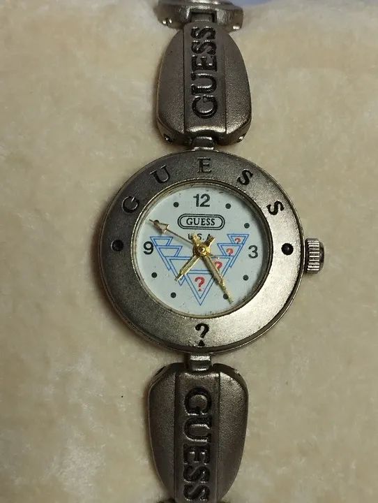 Relógio Antigo Guess Usado Não Testado  - Foto 2