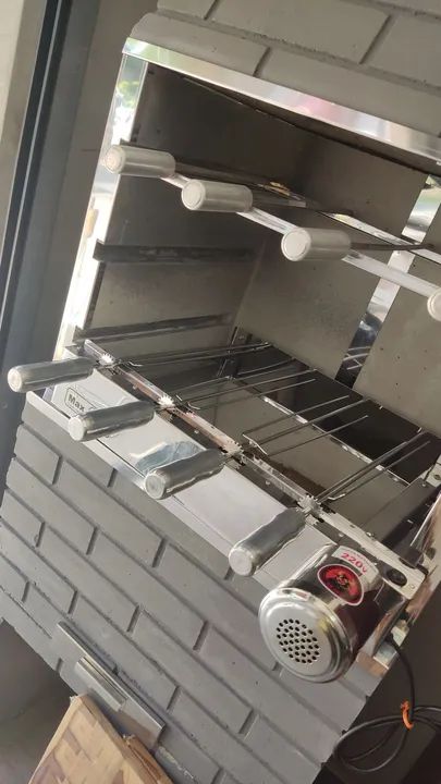 GIRA GRIL ELÉTRICO ( 3 espeto ,4 espeto , 5 espeto)  - Foto 2