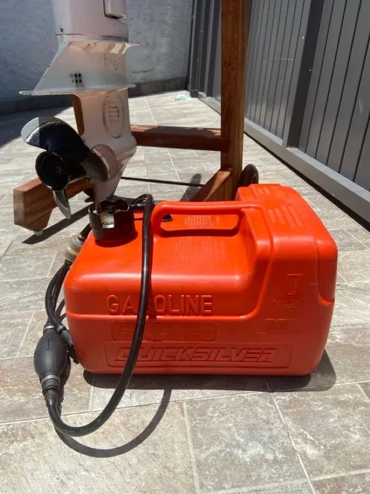 Motor de popa Johnson 2 tempos + MotorGuide + Tanque de Combustível - Foto 2