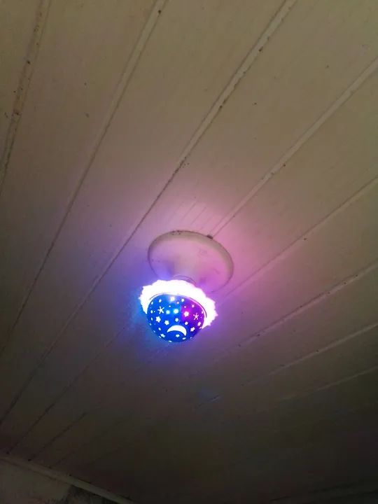 Lâmpada para quarto infantil - Foto 2