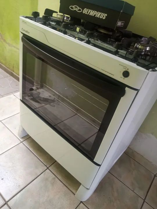 Retirar peças quebrou o vidro