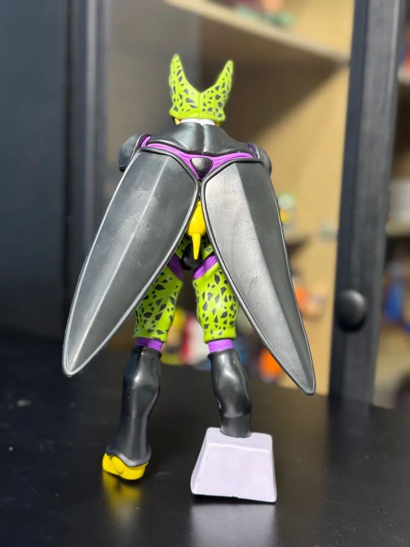 Figure action perfect Cell 30 centímetros  - Foto 4