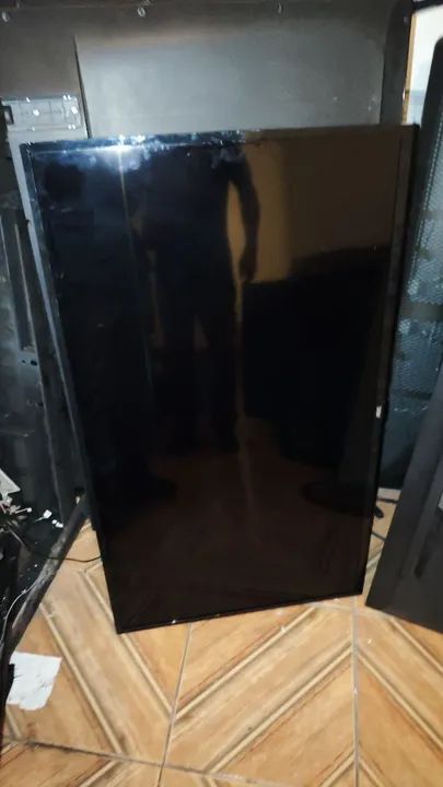 Lote com mais de 80 tvs todos os tipos