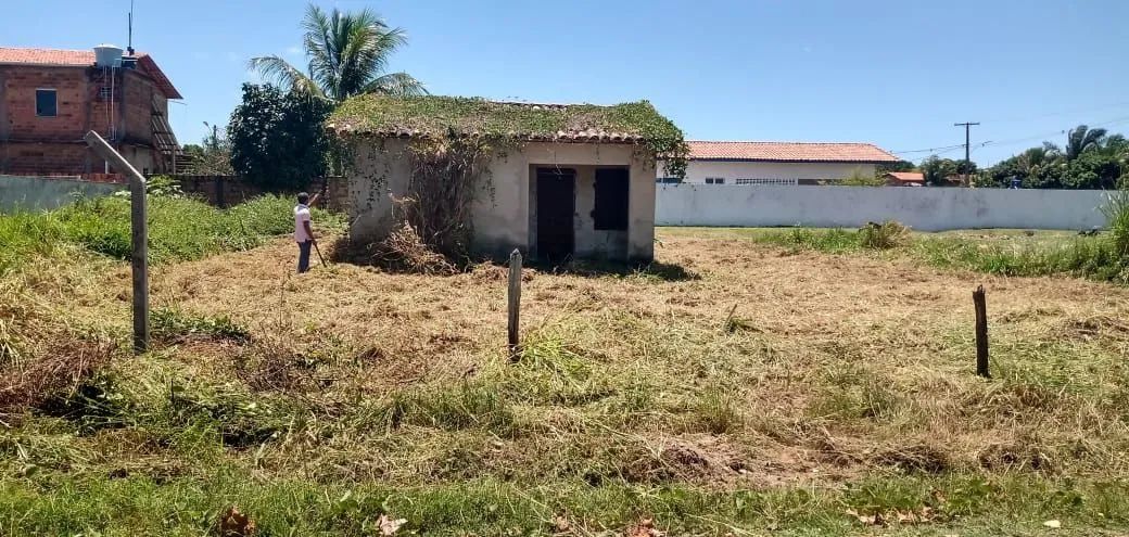 Vendo terreno na ilha,entre conceição de salinas e Cairu.