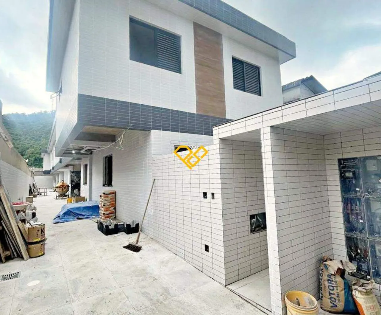 Casa 2 Quartos a Venda em Santos - Sp