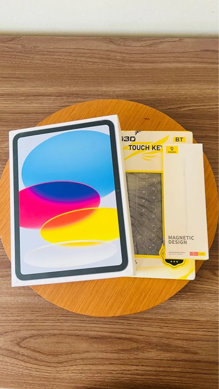iPad 10 Lacrado + capa/teclado e Pencil (kit completo)