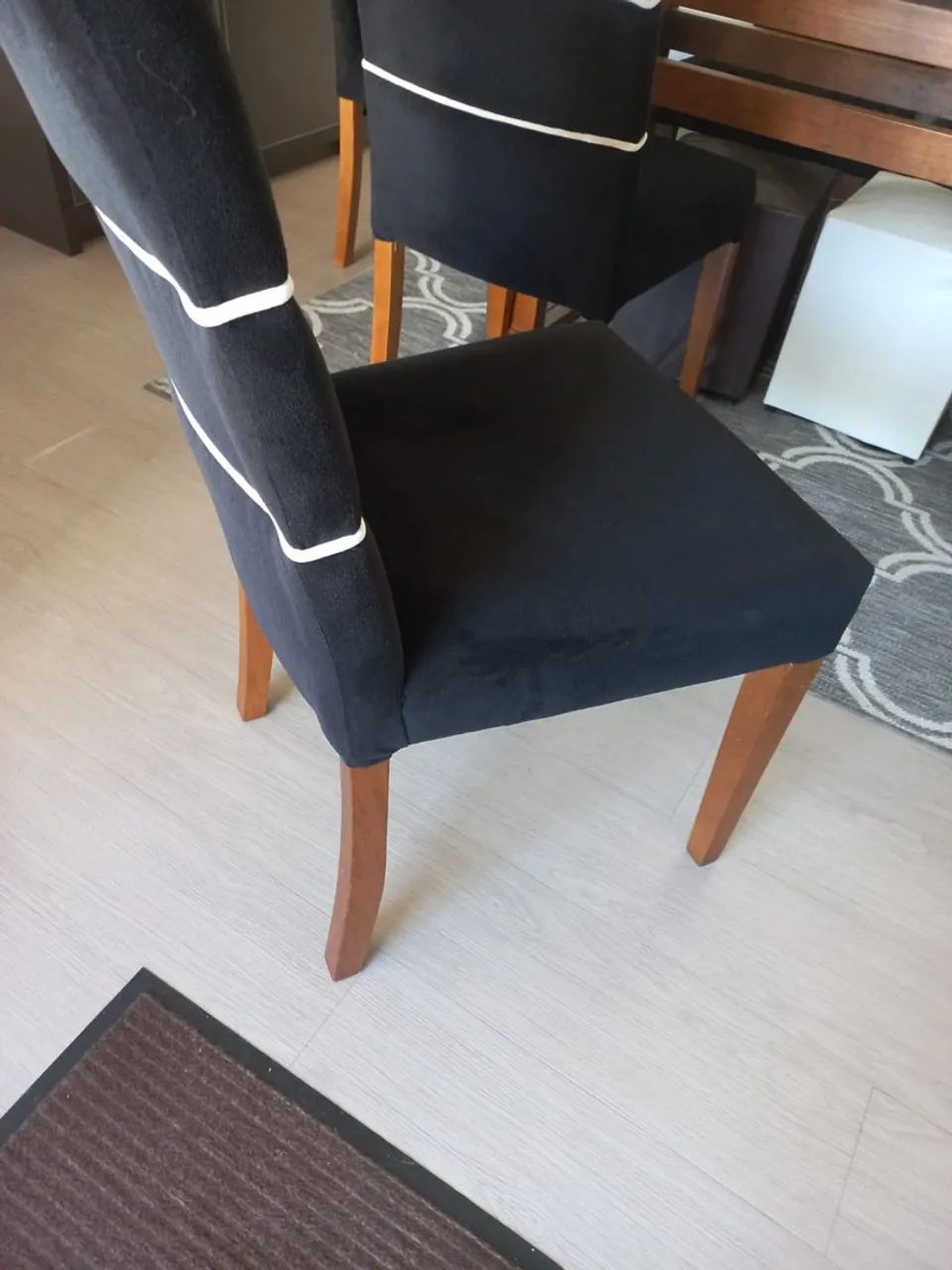 Mesa de Jantar Modernas completa - Design Elegante