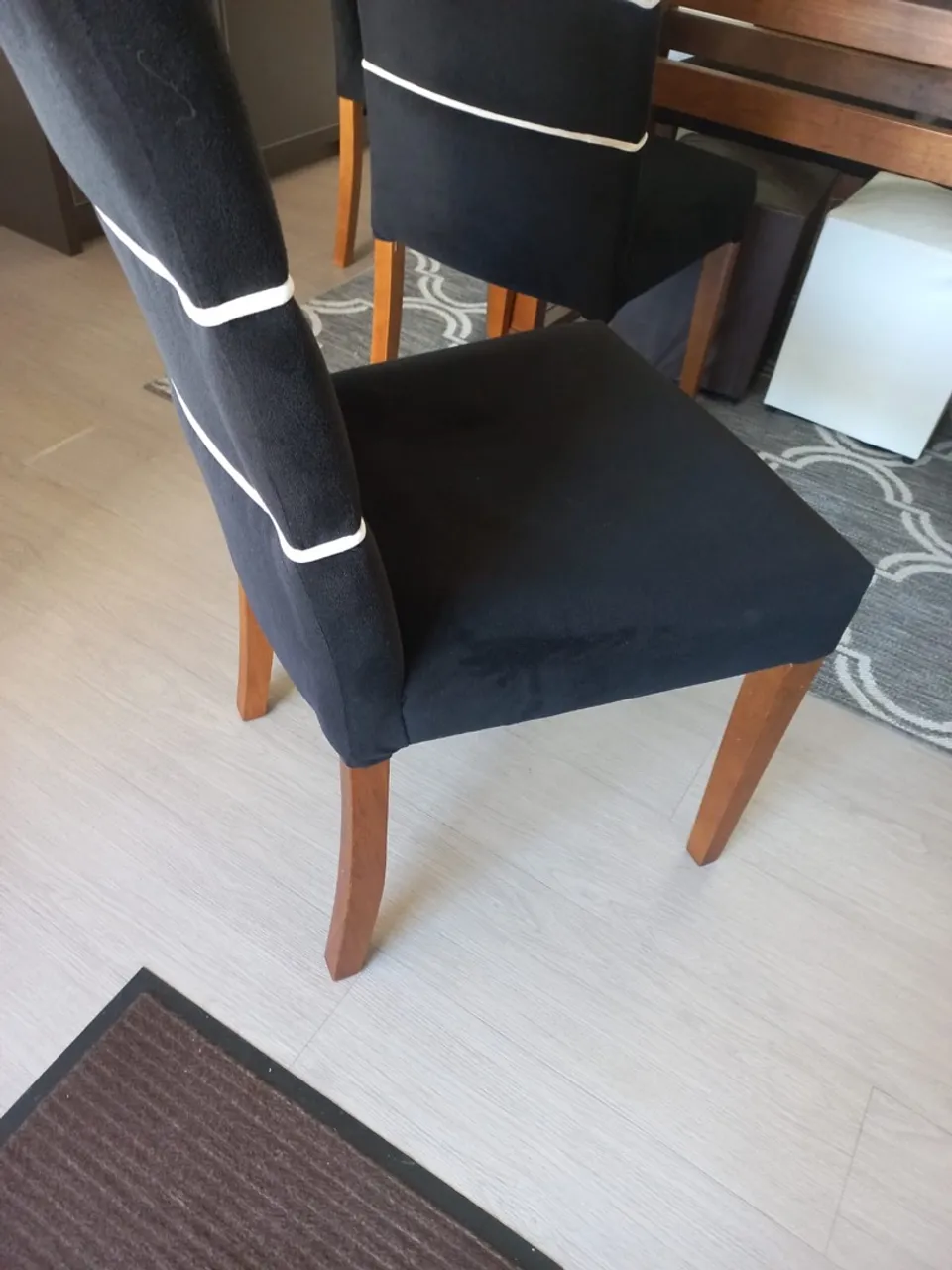 Mesa de Jantar Modernas - Design Elegante