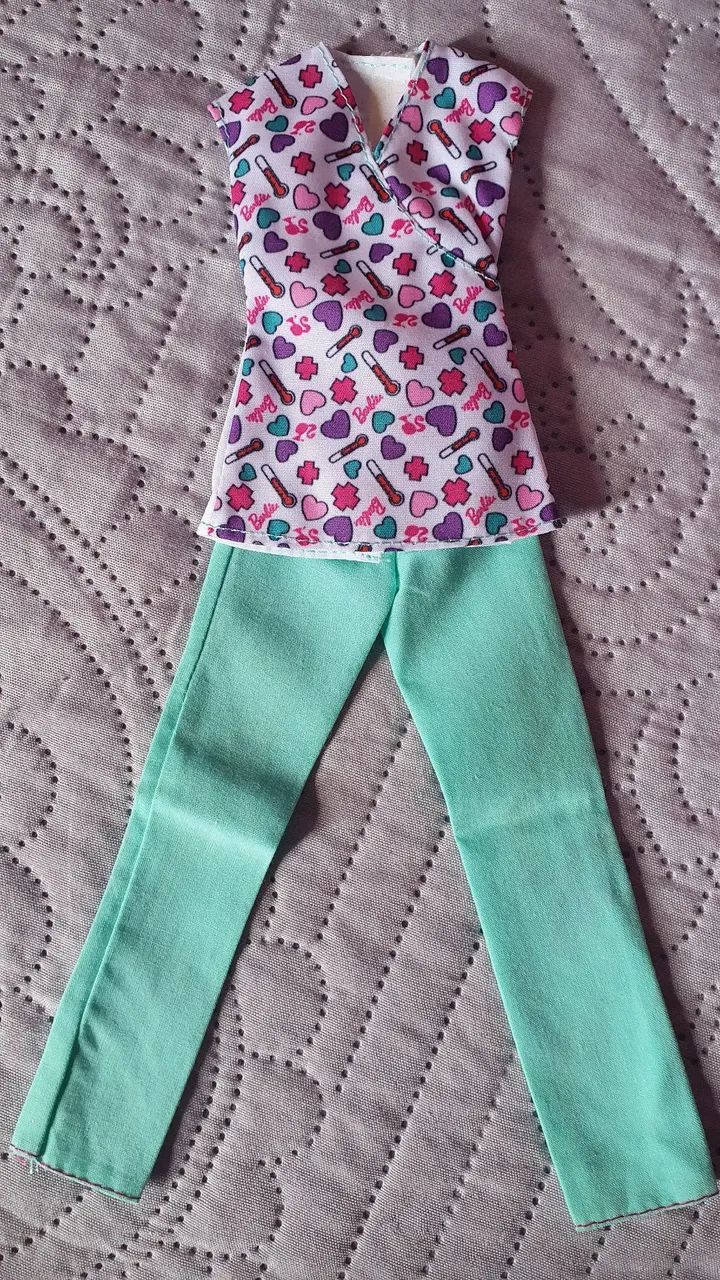 Roupa de enfermeira para boneca barbie  - Foto 5