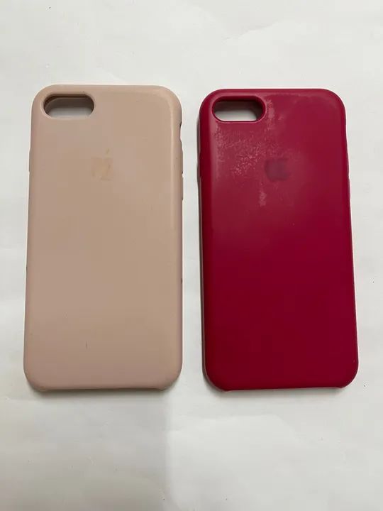 Kit 2 capinhas iPhone se 2020