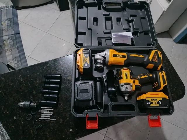 Jogo de ferramentas a bateria nova Esmerilhadeira e parafusadeira 64861554945283122