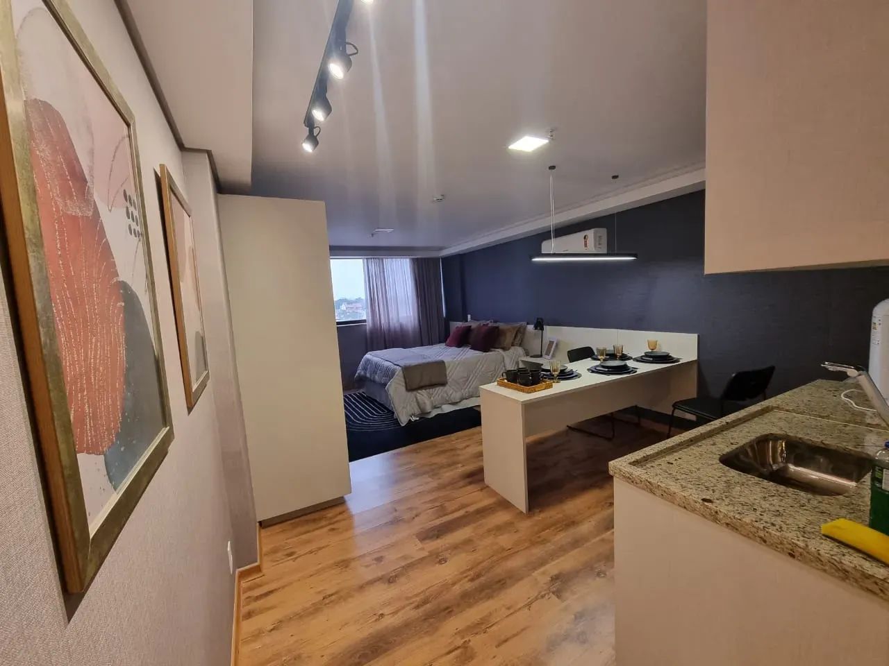Flat Suíte Confortável com Cama Queen e Cozinha Americana - Foto 4