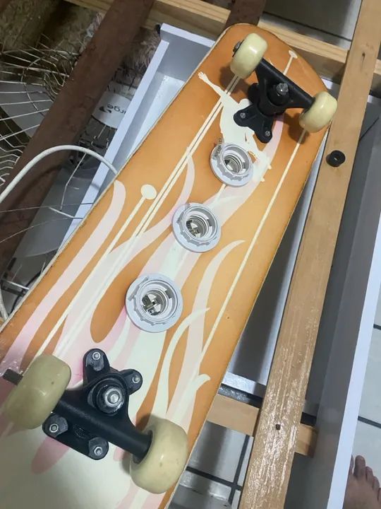 Luminária/Lustre formato de skate - Foto 2