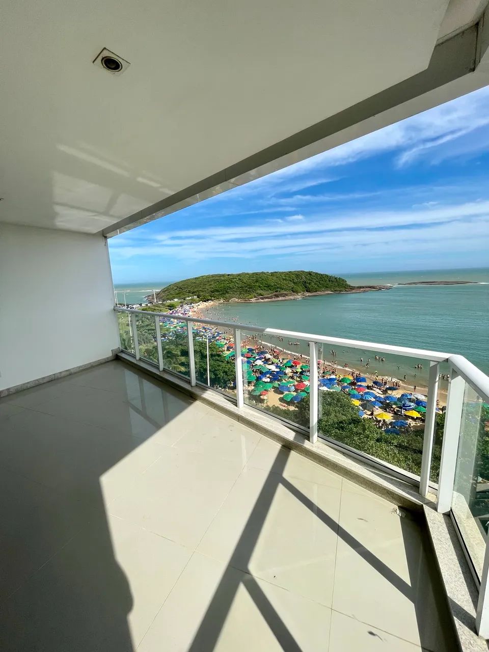 4 suítes de frente para o mar na Praia de Bacutia