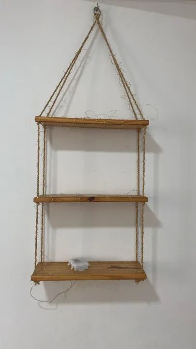 Prateleira de Parede Suspensa em Madeira Rústica