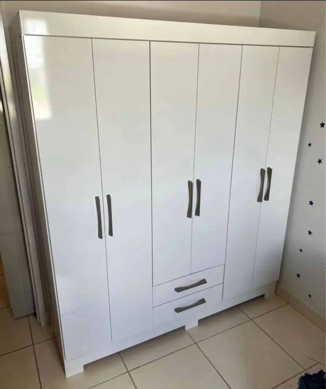 Guarda roupa 6 portas 