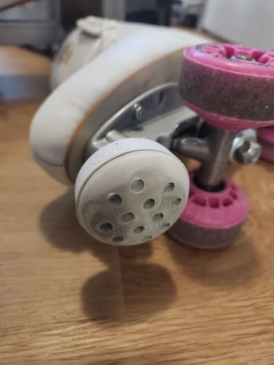 Patins  Feminino Tamanho 37 RYE - Foto 4