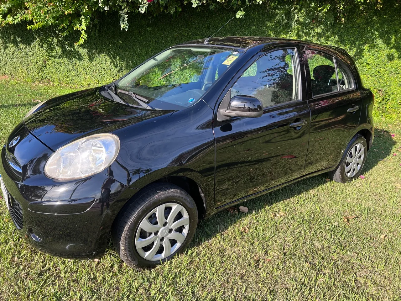 Vendo Nissan March s pouco rodado