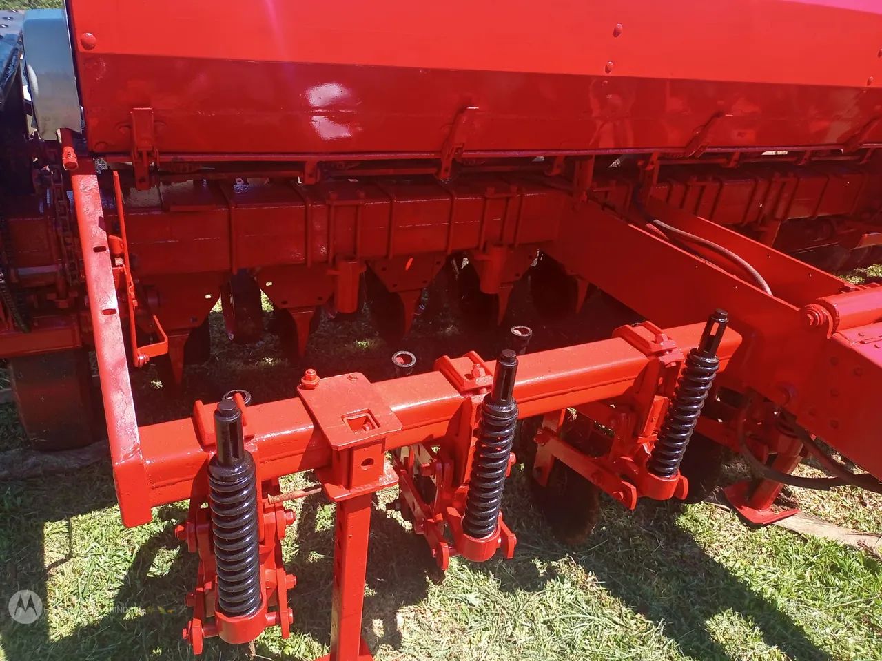 Vende se plantadeira semeato par 2800 7 linhas  - Foto 2