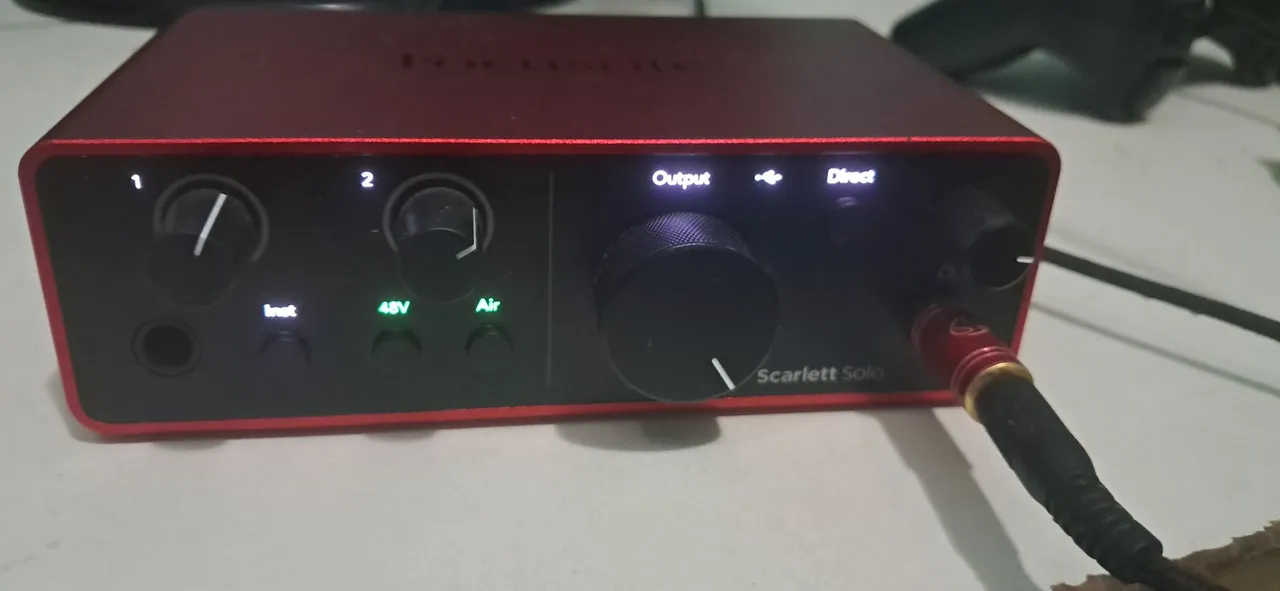 新品、未開封！　Focusrite Scarlett Solo Studio Interface de Áudio Scarlett Solo Studio Gen3 Focusrite