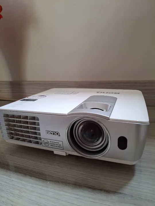 Projetor DataShow BenQ MS 612 ST MS612ST 3200 Lumens HDMI 3D DLP
