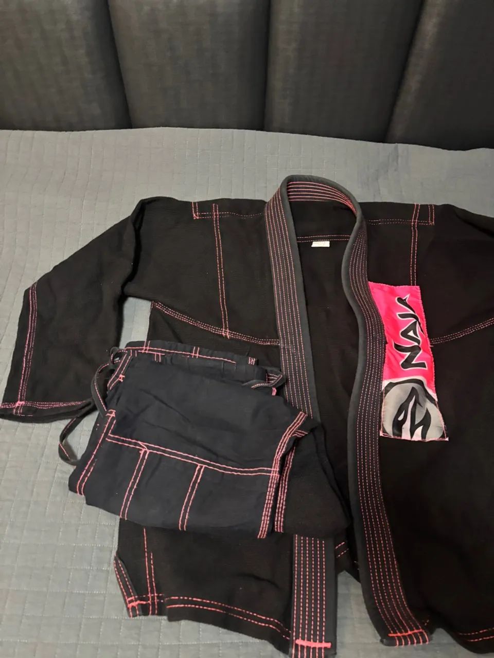 Kimono naja preto a0 e rosa seminovo - Foto 2