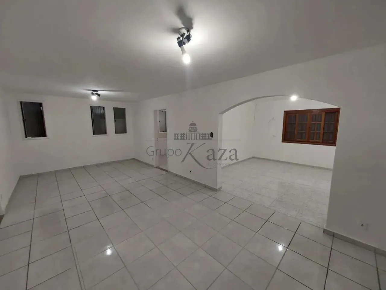 Oportunidade - Casa - Sobrado - Jardim Satélite - 4 Dormitórios - 110m².