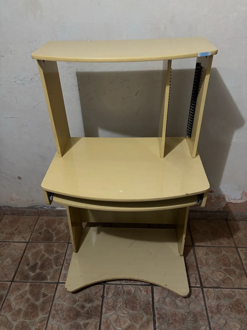 Escrivaninha para computador com suporte para teclado64606988385793121