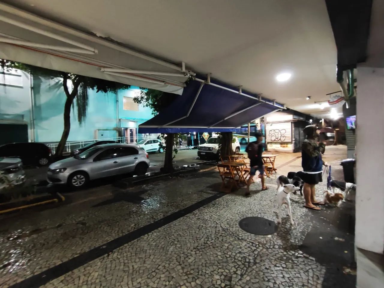 Ponto comercial/ Ramo Alimentício - Sem cobrança de Luvas!
