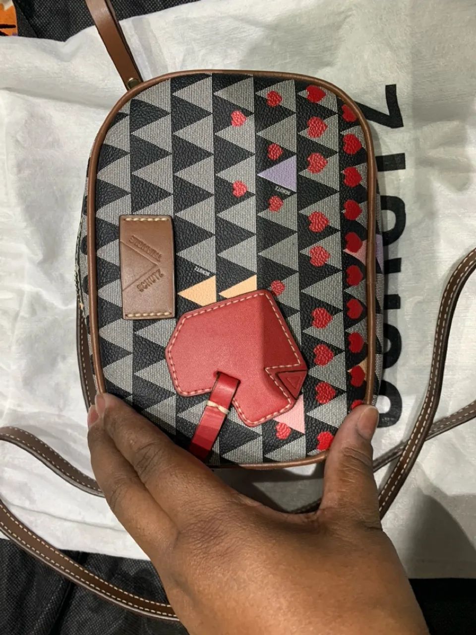 Bolsa Schutz Mini Vermelha Triângulos - Foto 3