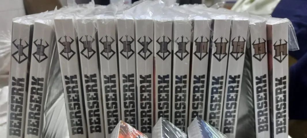 Berserk Vol. 1 ao 25 e Ed. especial 41 + Pôster e Quadro - Foto 2