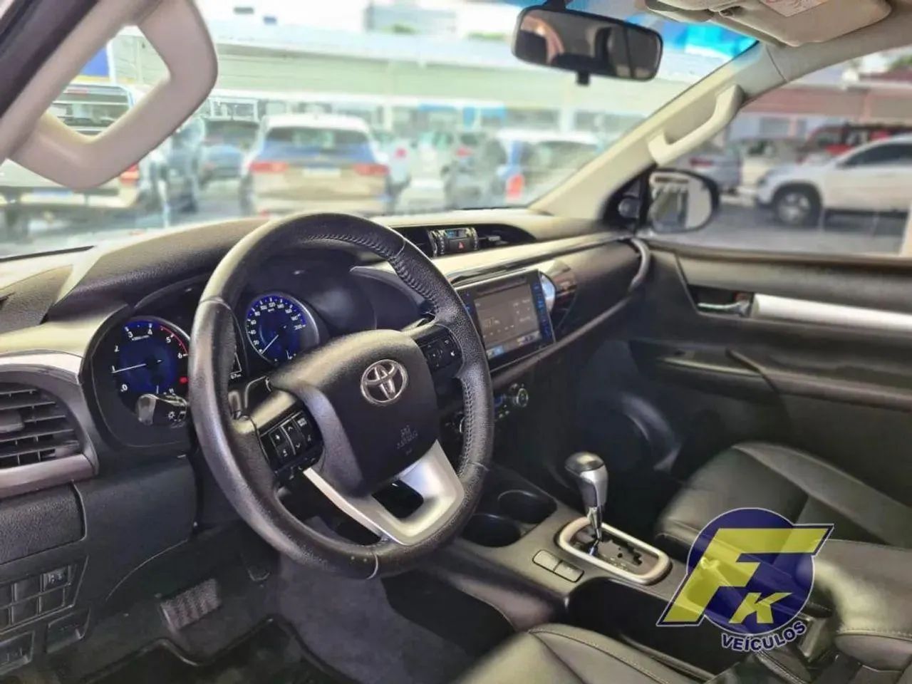 Hilux srv 2.8 TB Diesel 4x4 - Foto 4