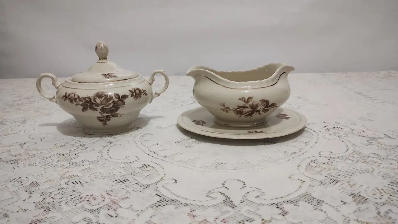 Conjunto de louças floral para servir64310254858498120