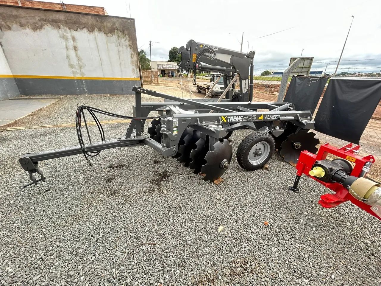 Grade arradora intermediária 14x28 