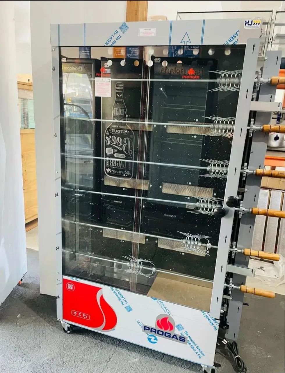 A. Forno giratório de espeto assadeira de frango 70kg