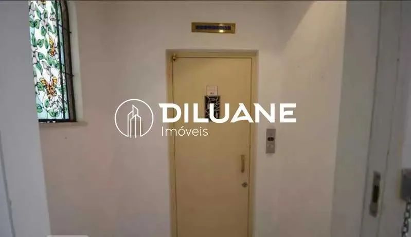 Amplo apartamento com 2 quartos e 2 banheiros no total. - Foto 2