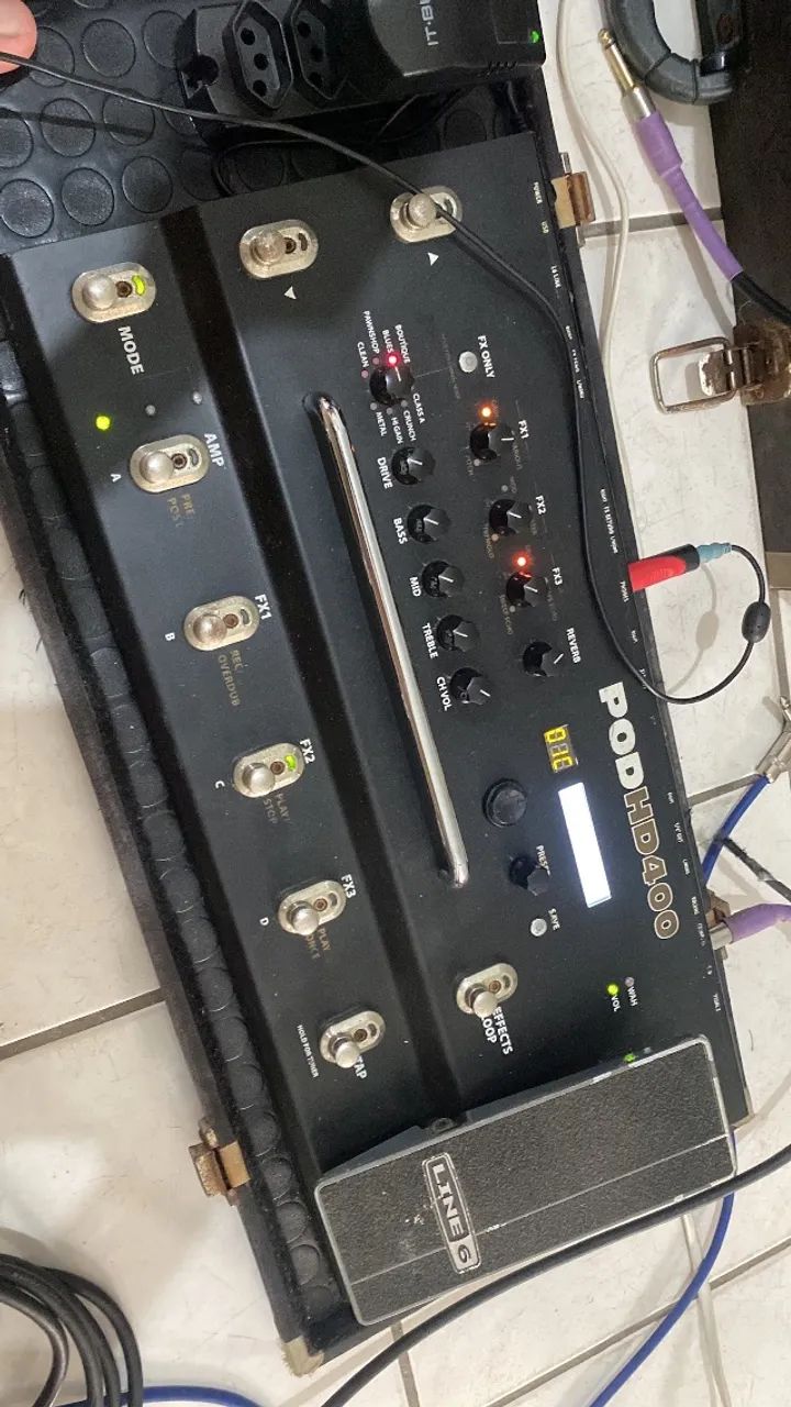 Pedaleira pod hd400 com case 