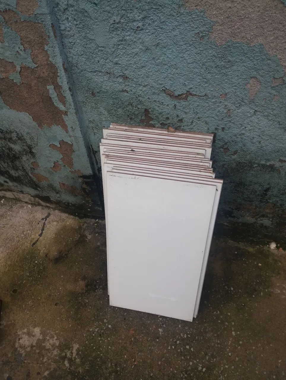 22 peças de cerâmicas 60x35